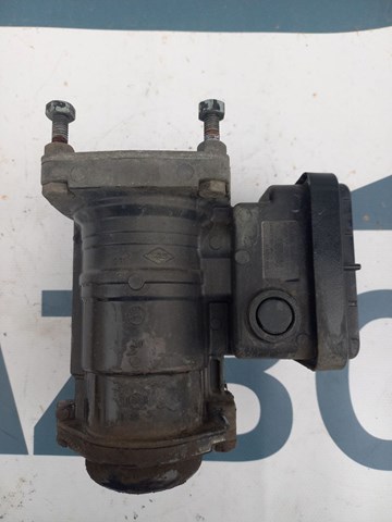 Válvula de freno de remolque MAN 81523016213 precio, desde 235,22 EUR