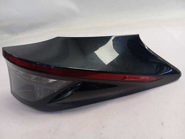 815500DE20 Toyota Piloto trasero exterior derecho