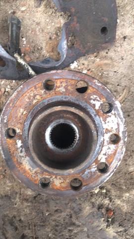 Buje de rueda delantero 9117622 General Motors