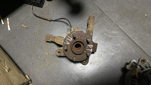 Muñón del eje, suspensión de rueda, delantero izquierdo Chrysler PT Cruiser 