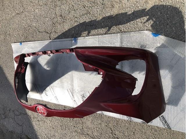 Paragolpes 521190U946 Toyota