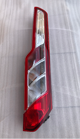 Piloto trasero derecho Ford BK2113404AJ precio, desde 127,62 EUR