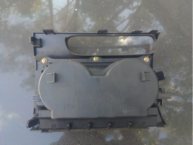 Portavasos del apoyabrazos de la consola central Mazda GJ6A64361 precio, desde 30,49 EUR
