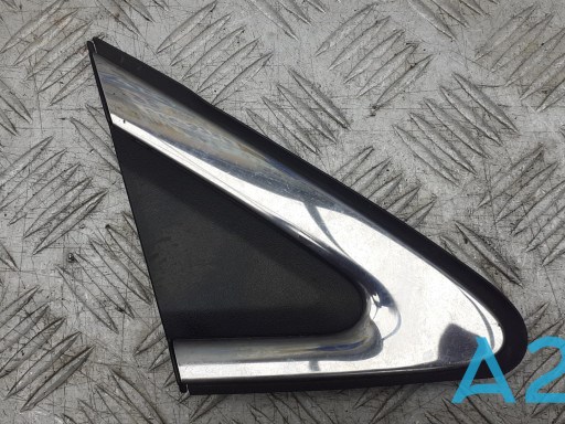 Moldura exterior del pilar delantero derecho Mitsubishi 7407A720 precio, desde 54,28 EUR