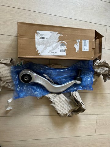 31108865623 BMW Brazo inferior izquierdo de la suspensión delantera