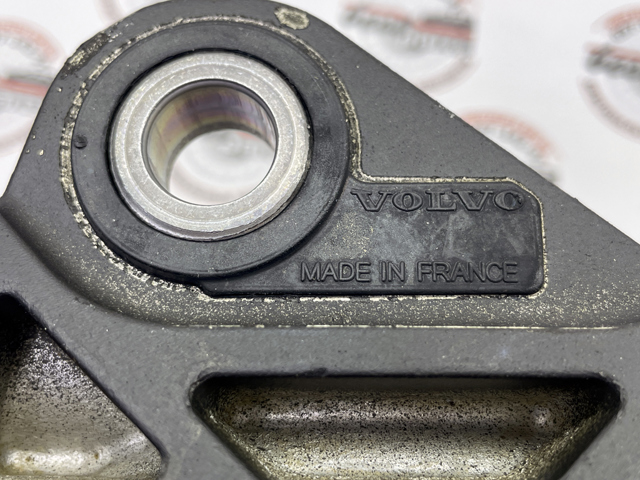 Soporte de motor derecho 32411651 Volvo