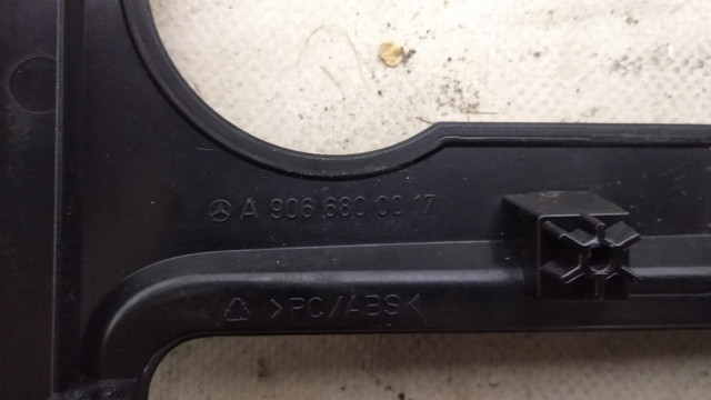 A9066800017 Mercedes Panel de revestimiento del salpicadero