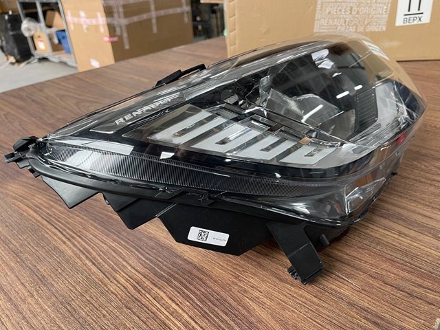 Comprar 260105660R Renault (RVI) Faro derecho