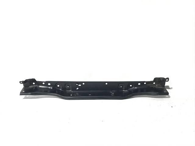 6400G656 Mitsubishi Refuerzo parachoque delantero