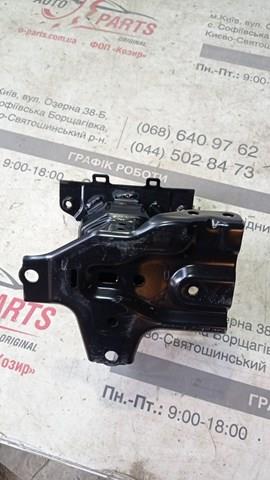 57013K2010 Toyota Soporte del refuerzo del parachoques delantero