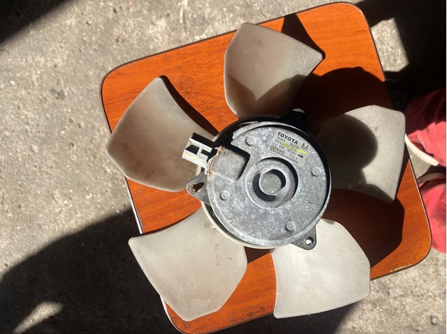 Comprar Motor ventilador del radiador Toyota Yaris  SP90