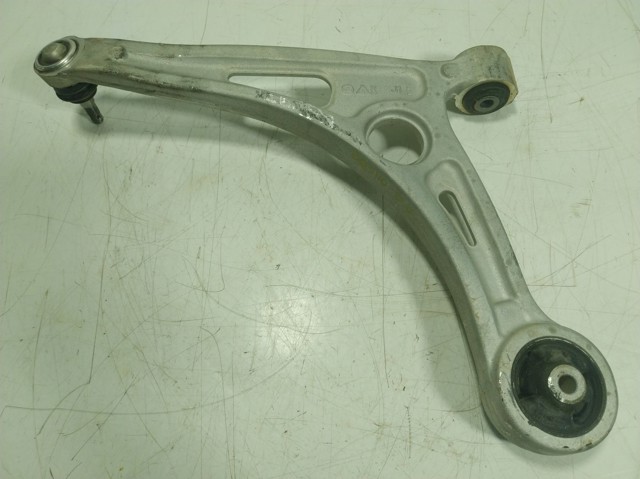 Comprar 54501AT000 Hyundai/Kia Brazo inferior derecho de la suspensión delantera