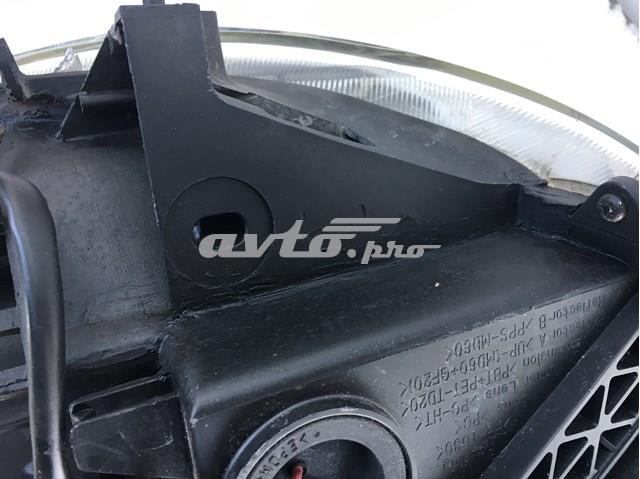 84001AJ100 Subaru Luz derecha