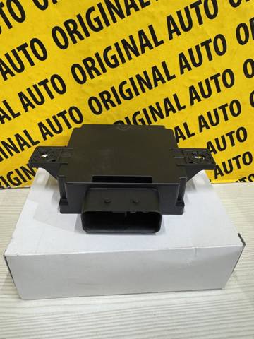 P5E118572 Mazda Convertidor de corriente continua