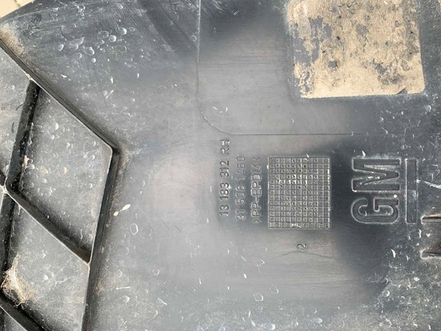 Comprar 13183312 General Motors Paso de rueda delantero derecho