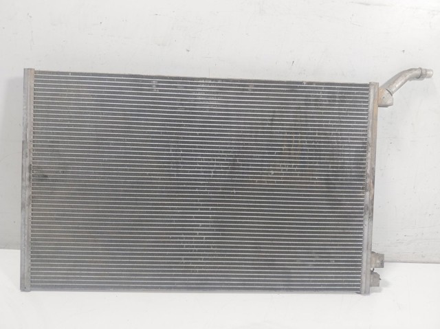 Radiador adicional de refrigeración del motor Jaguar T2H2530