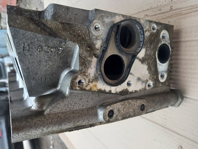 03C103358F VAG Cabeza del motor