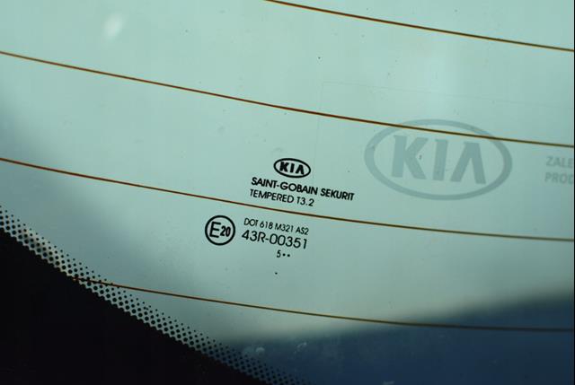 87110A2000 Hyundai/Kia cristal de el maletero, 3/5 puertas traseras (trastes)