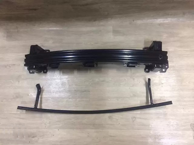 Refuerzo paragolpes delantero Signeda PDG44099A