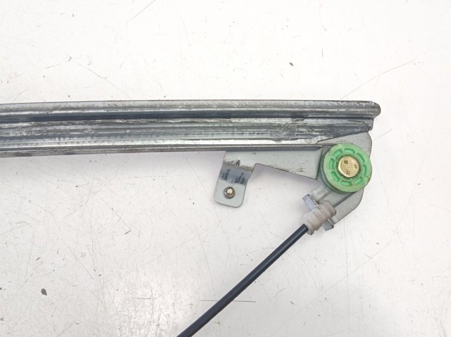 Motor del elevalunas de la puerta delantera derecha General Motors 96168984