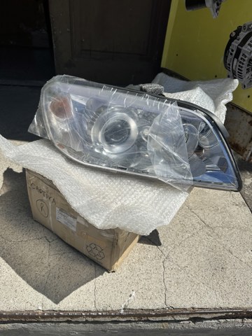 Faro delantero derecho General Motors 96626972