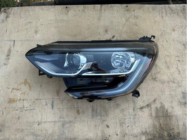 Faro izquierdo 260602792R Renault (RVI)
