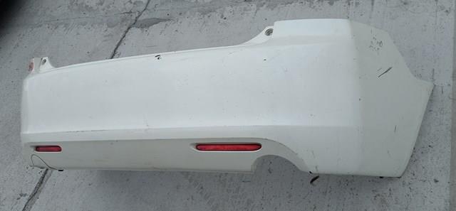 04715SEA010ZZ Honda Defensa trasero