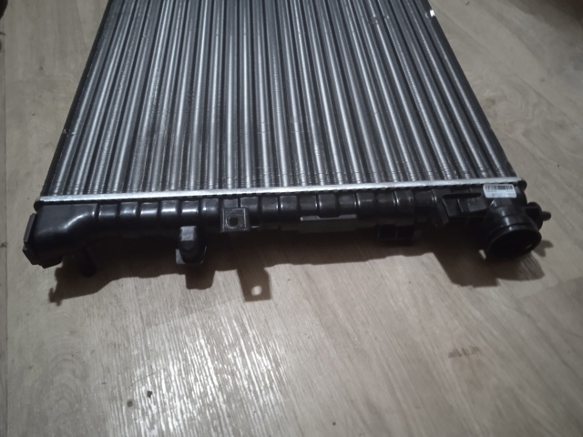 Comprar 238008A2 Polcar Radiador de auto