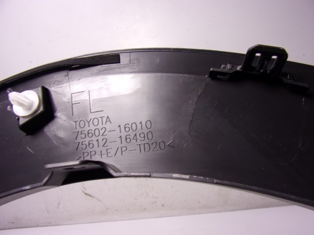 7560216010 Toyota 