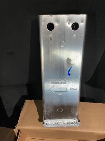 Soporte del refuerzo del parachoques delantero 110919300C Tesla