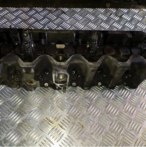 074103373G VAG Cabeza del motor