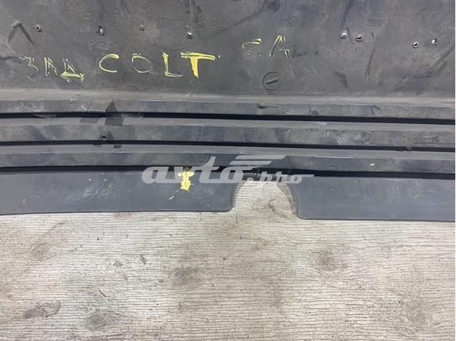Defensa trasero para Mitsubishi Colt IV CAA