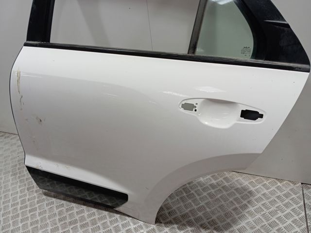 Puerta trasera izquierda Hyundai/Kia 77003AT000 precio, desde 902,51 EUR