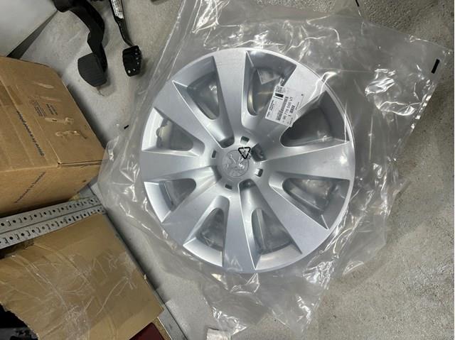 Tapacubos de ruedas Peugeot/Citroen 96776556VT