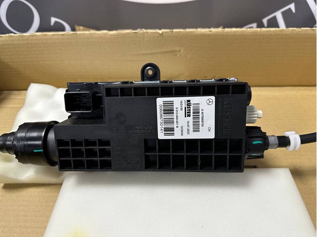  Mercedes A4479068700