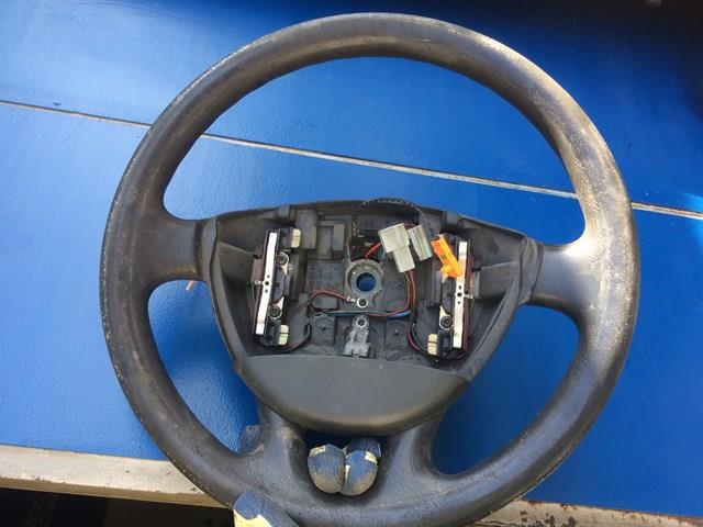  Volante Renault Trafic 2