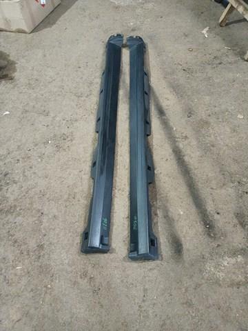 Moldura de umbral exterior derecha Land Rover LR156946