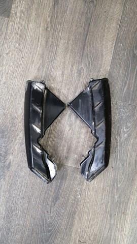 Soporte de parachoques delantero LR036189 Land Rover