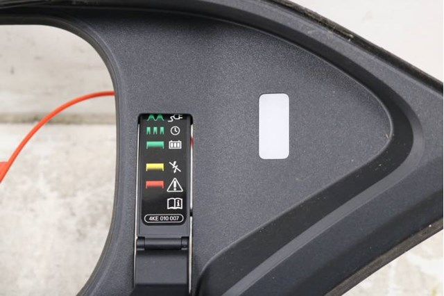 Comprar 4KE810002A VAG Carcasa del tubo de llenado del tanque de combustible