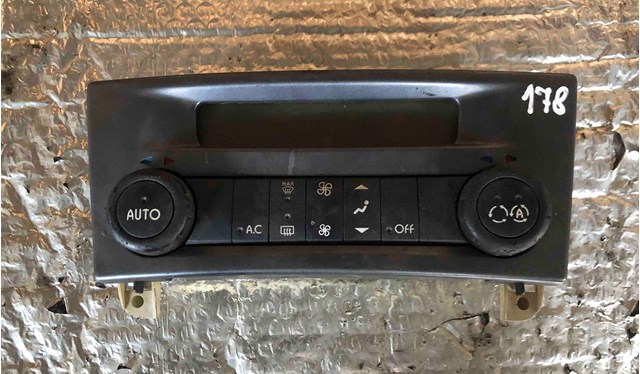 Comprar 8200264424 Renault (RVI) Unidad de control aire acondicionado