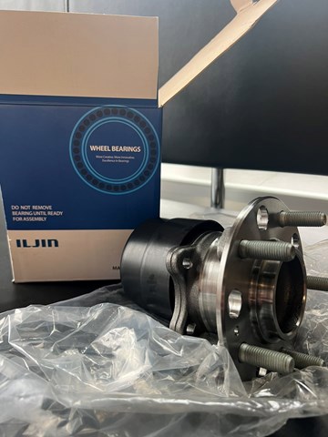 Cubo de rueda trasero IJ113062 Iljin