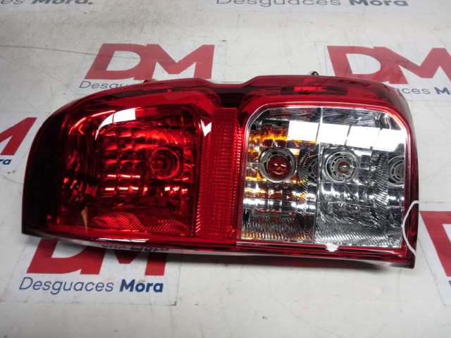 815500K281 Toyota Piloto trasero derecho