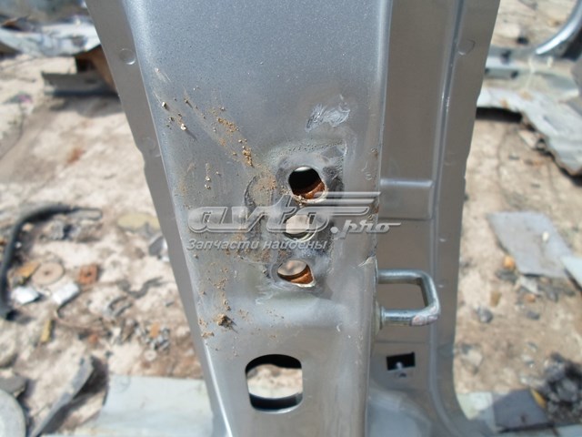 Chapa de acceso derecha Nissan Primera (P12)