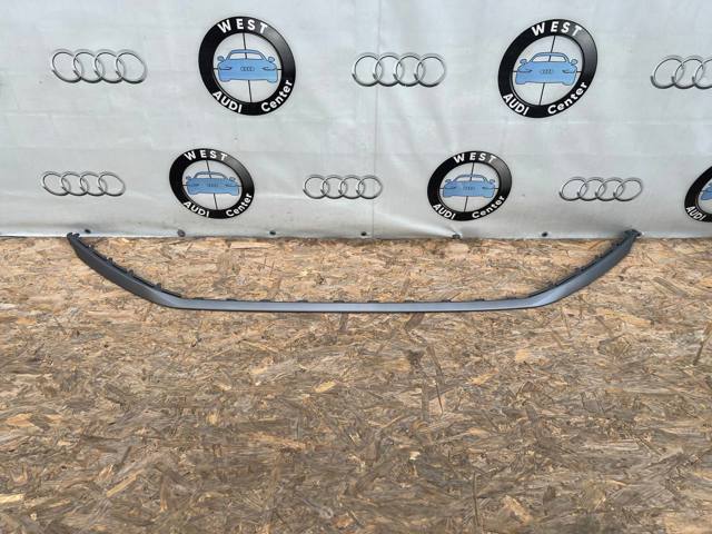 Moldura de parachoques delantero VAG 4M0853245T94