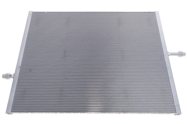 Radiador adicional de refrigeración del motor Mercedes 9075001300 precio, desde 222,72 EUR