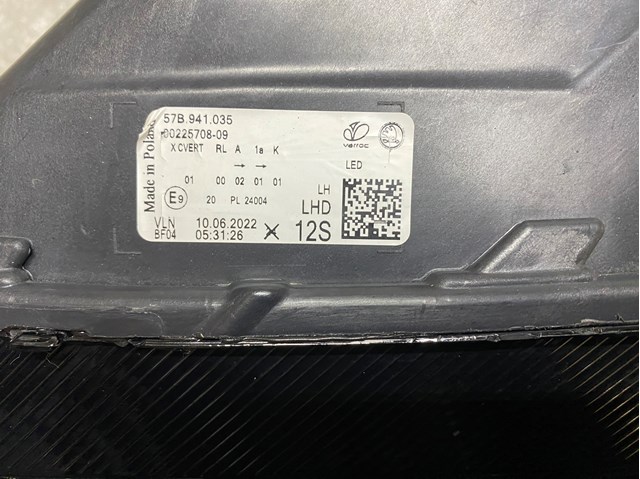 Faros delanteros VAG 57B941035