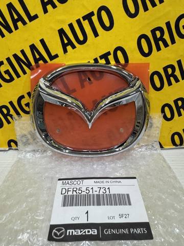 Logotipo de tapa de maletero para Mazda CX-30  DM