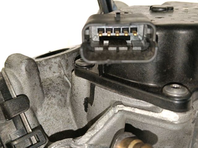 9827225180 Peugeot/Citroen Enfriador de recirculación de gases de escape EGR