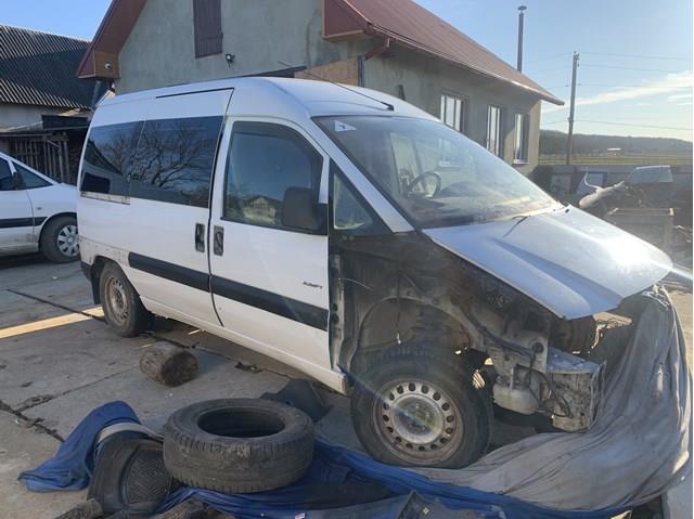 Puerta de coche, delantera, derecha Peugeot Expert (222)