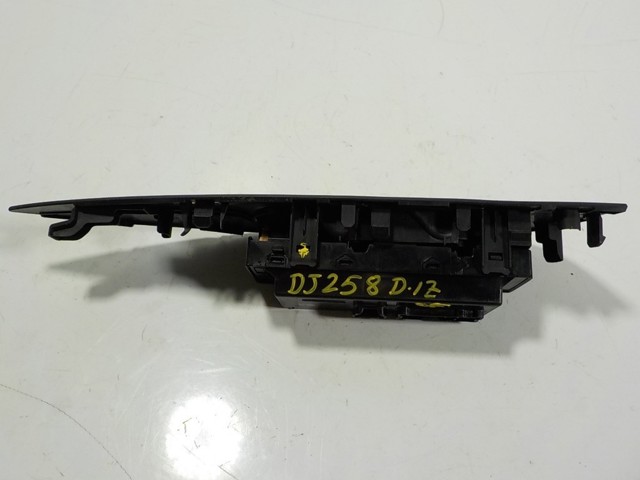 Interruptor de elevalunas delantera izquierda 254014BA2A Nissan/Infiniti